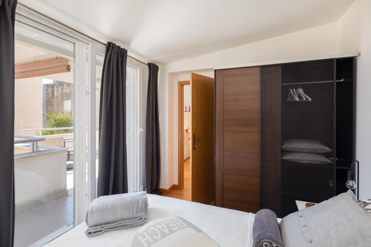 Modern Apt With Terrace 4 Min Walk To The Beach Split Kültér fotó